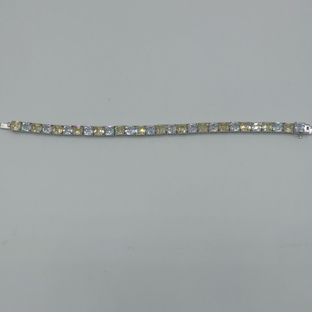 28ct Asscher Tennis Bracelet - Picture 13 of 16